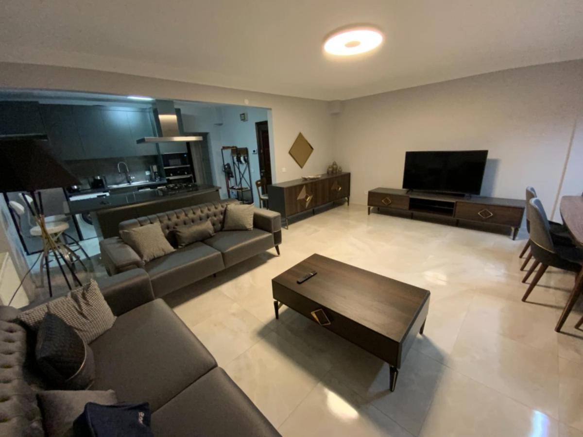 Luxury Z-apart Family Homes 2 Bedrooms Wifi Near Metro Zeytinburnu Daire İstanbul